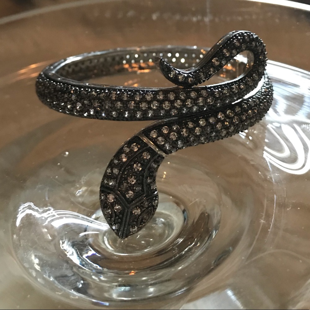 Bcbg Maxazria snake bracelet Anthracite crystal